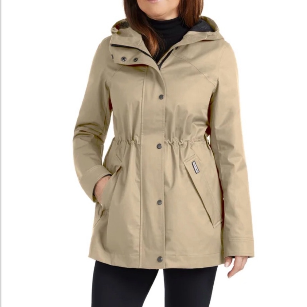Hunter NWT Women's Medium Beige Hooded Raincoat